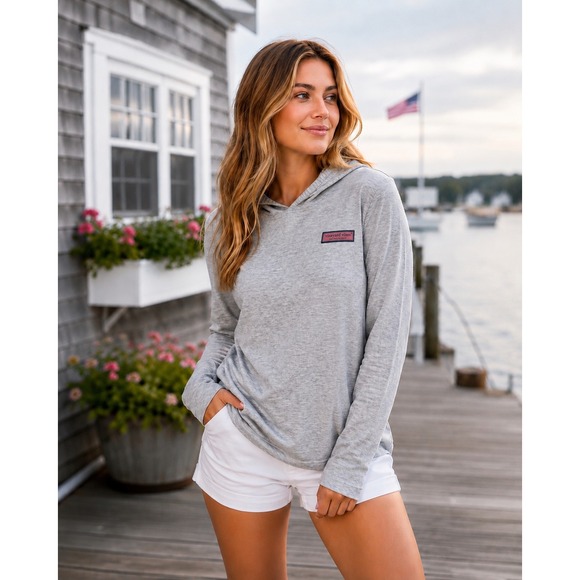 Vineyard Vines Tops - Vineyard Vines Gray Pullover Hoodie Coastal Beach Hamptons Light Minimalist Sz S